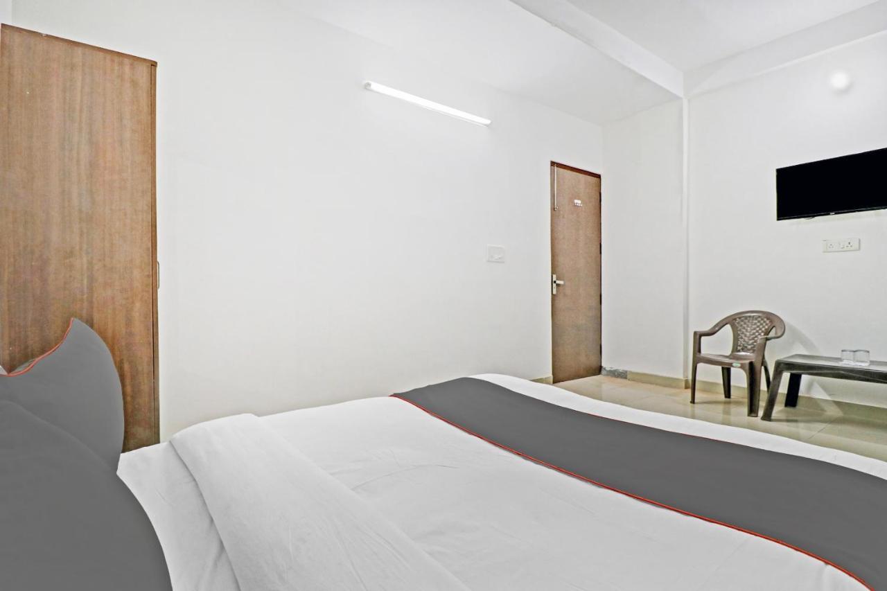 Capital O Saket Near Dlf Avenue Saket 3* Nova Deli