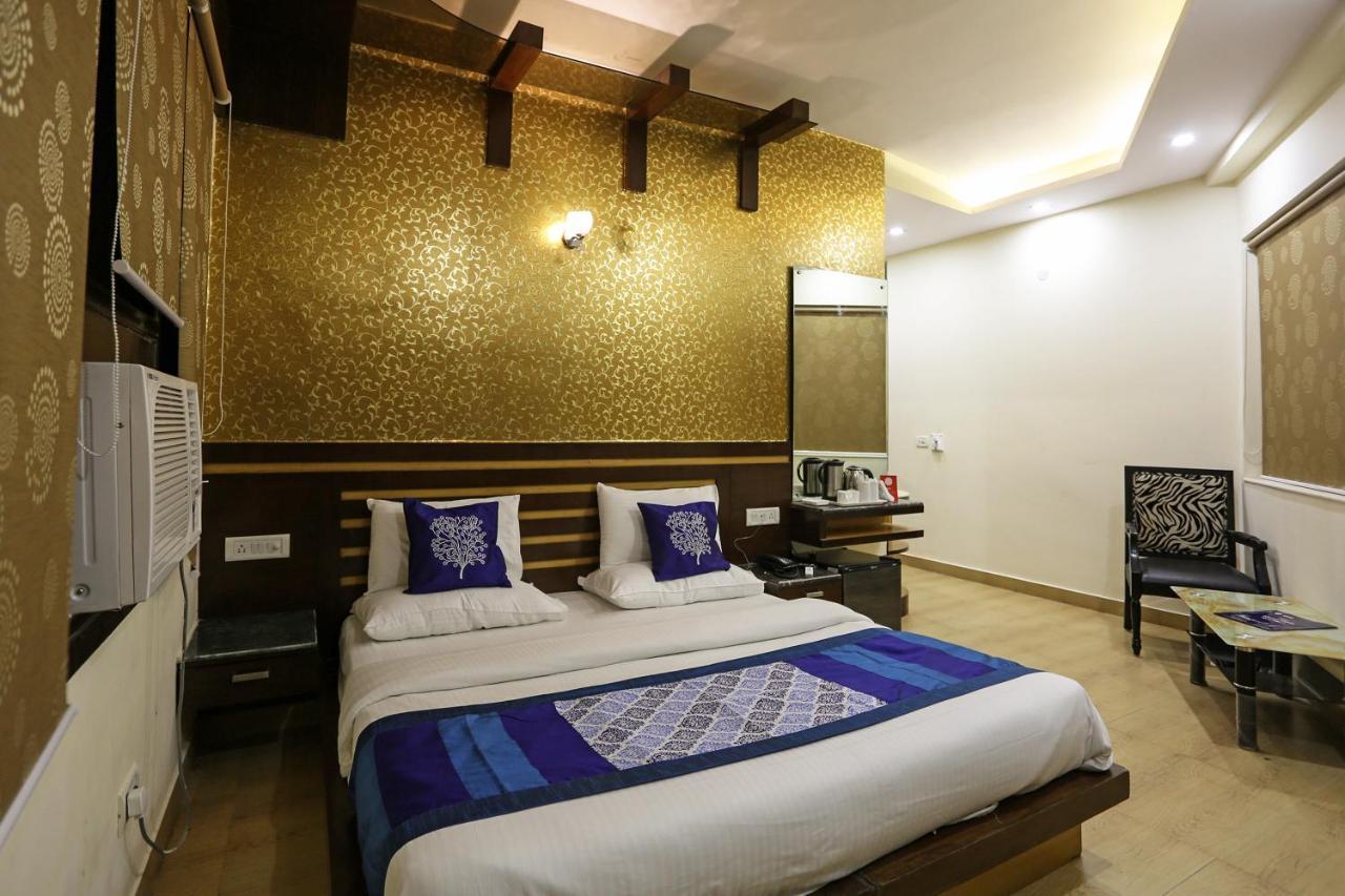 Oyo Asko International Near Gurudwara Shri Bangla Sahib Hotel 3*