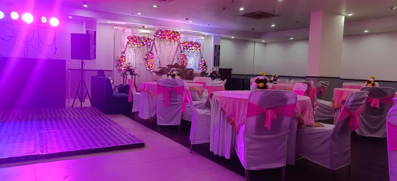Scoovey The Bmk & Banquets Local Id Accepted Hotel New Delhi