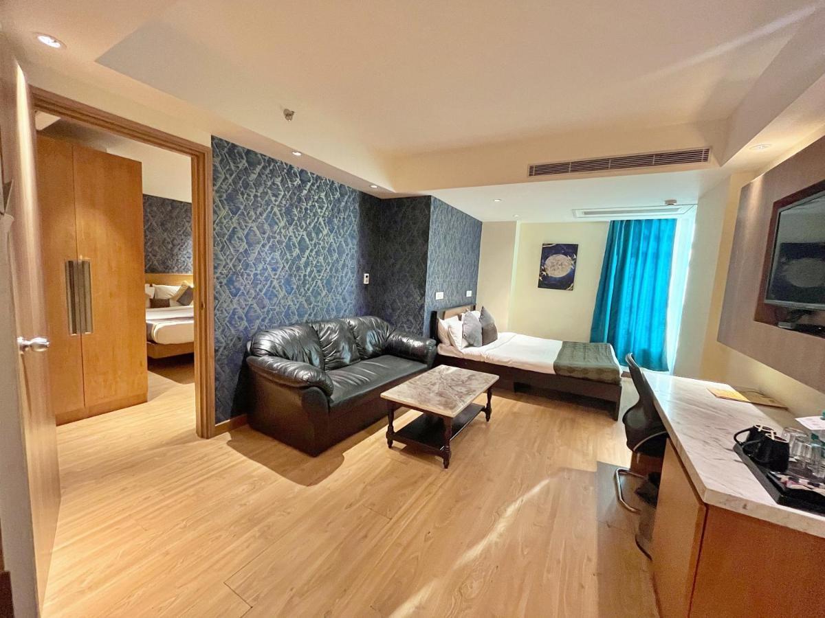 The Orion Plaza - Nehru Place 4*