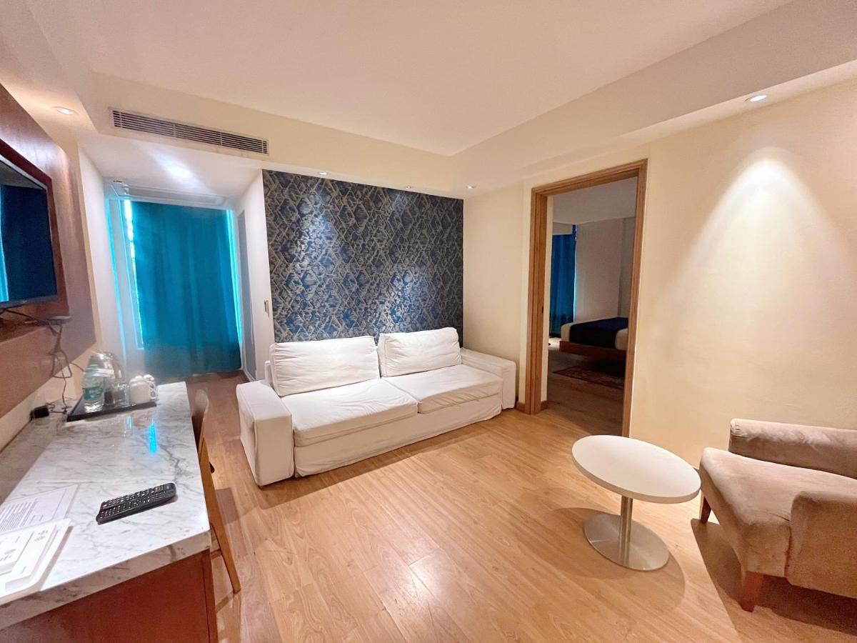 The Orion Plaza - Nehru Place Hotel 4*