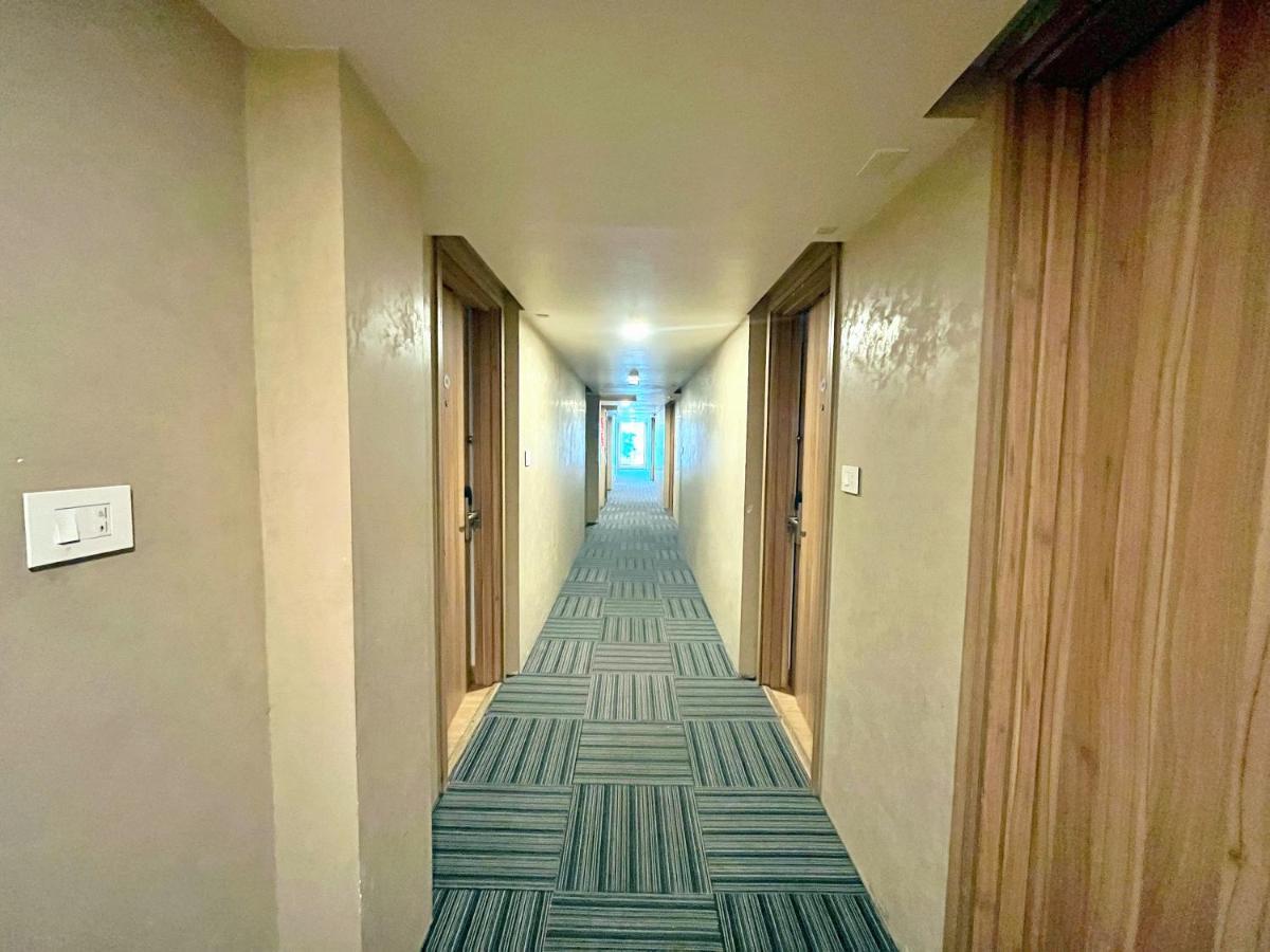 Hotel The Orion Plaza - Nehru Place New Delhi