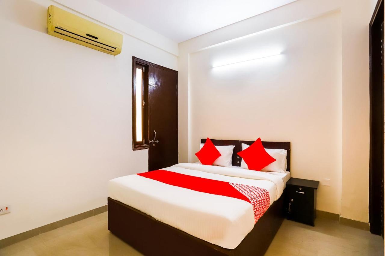Oyo Royale Avenue 3*