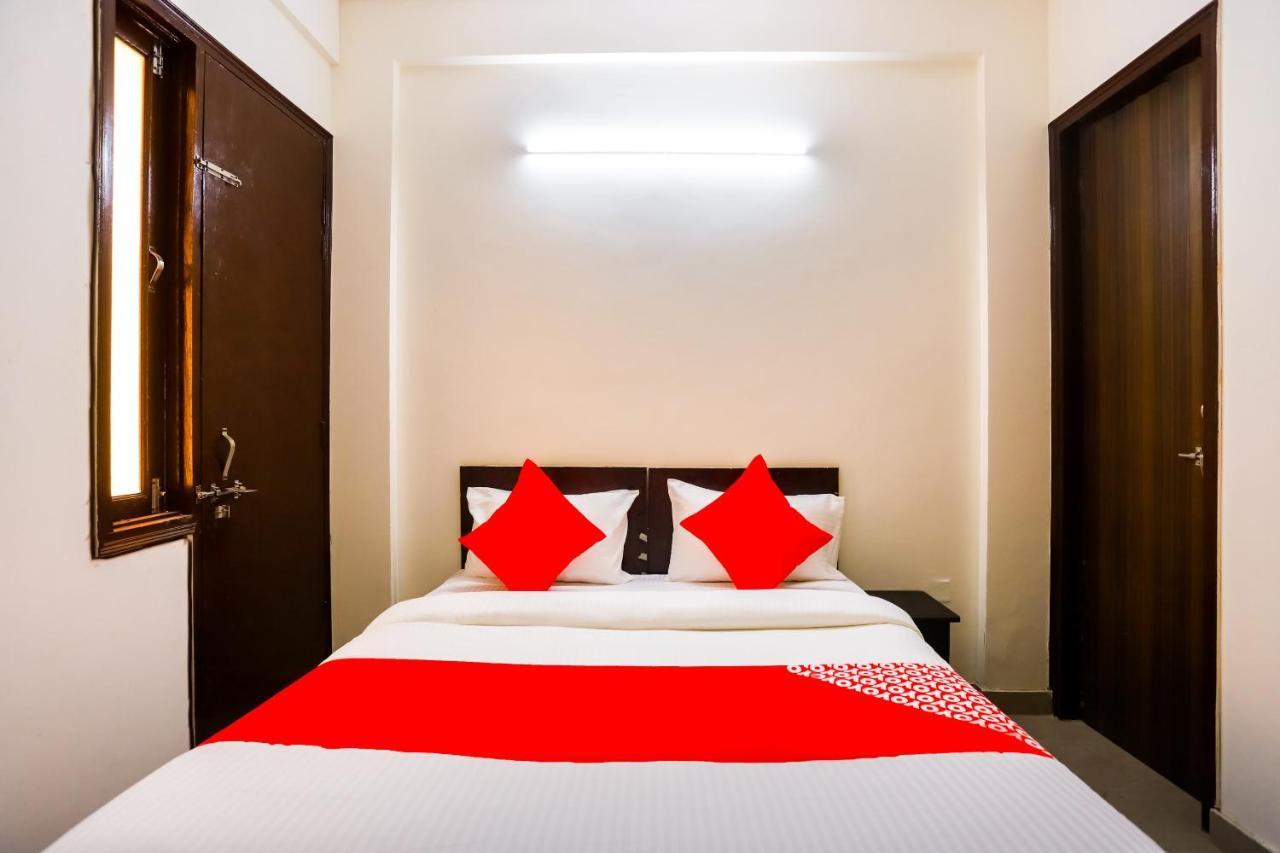 Oyo Royale Avenue 3* New Delhi