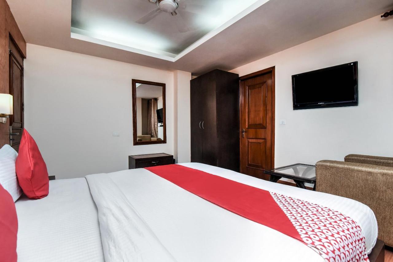 Capital O Corporate Hotel New Delhi