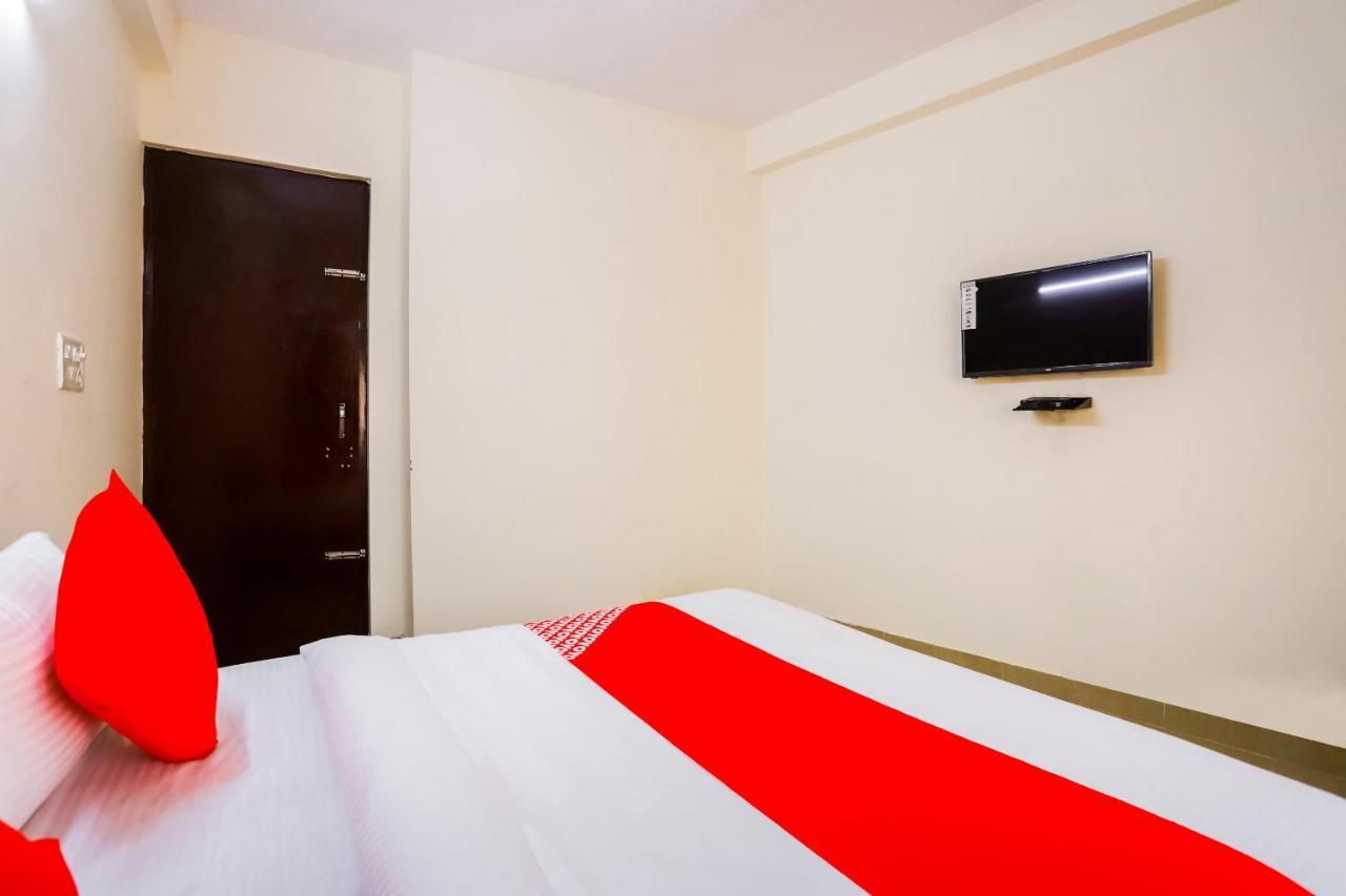 Hotel Oyo Royale Avenue New Delhi