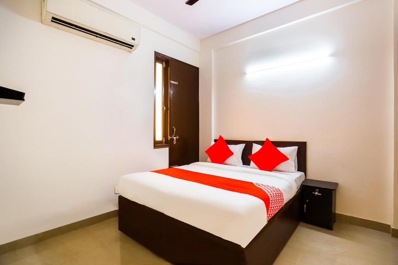 Hotel Oyo Royale Avenue 3*