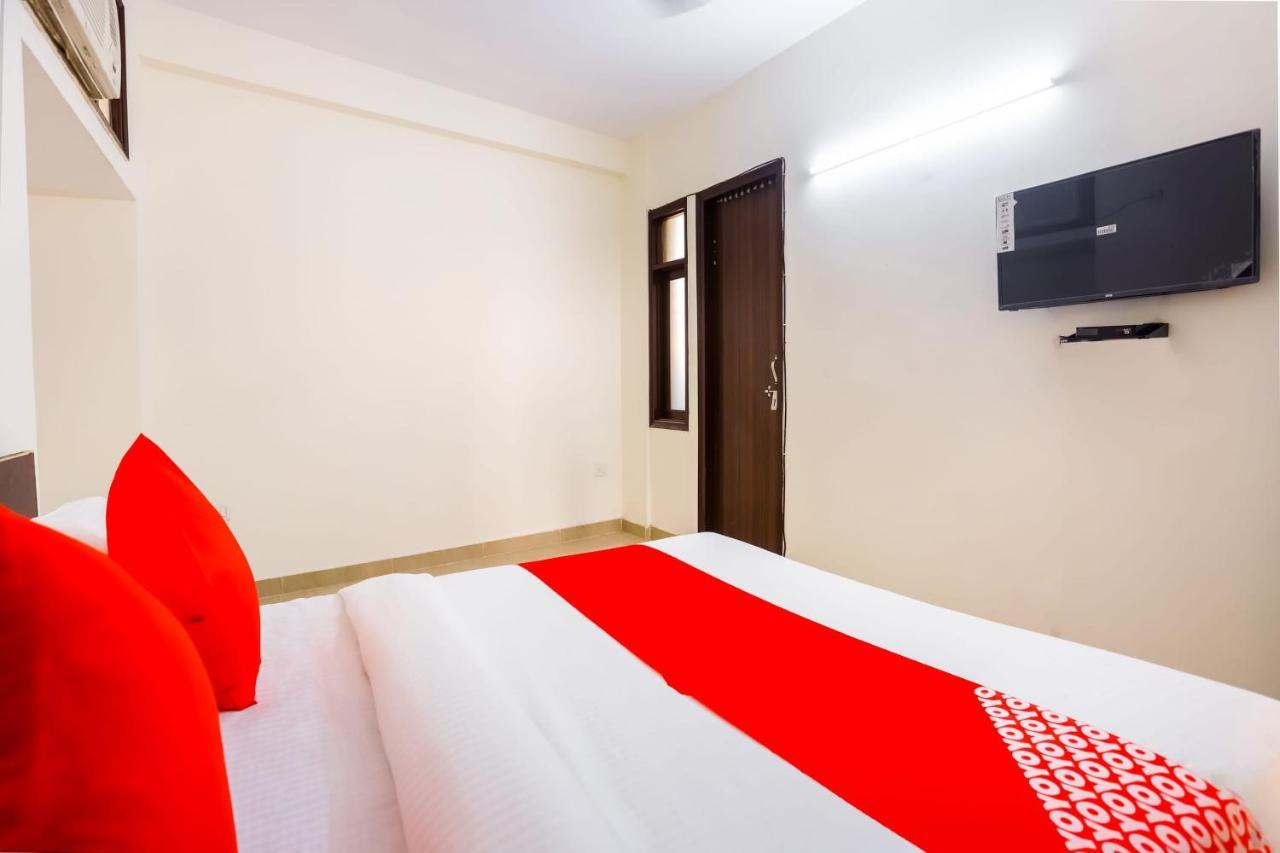Oyo Royale Avenue Hotel
