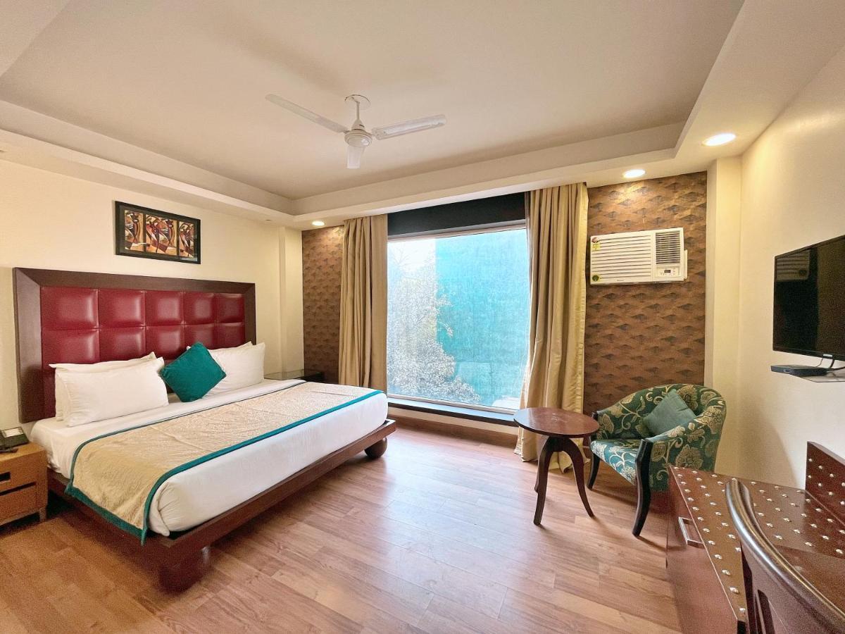 The Grand Orion - Kailash Colony 3*