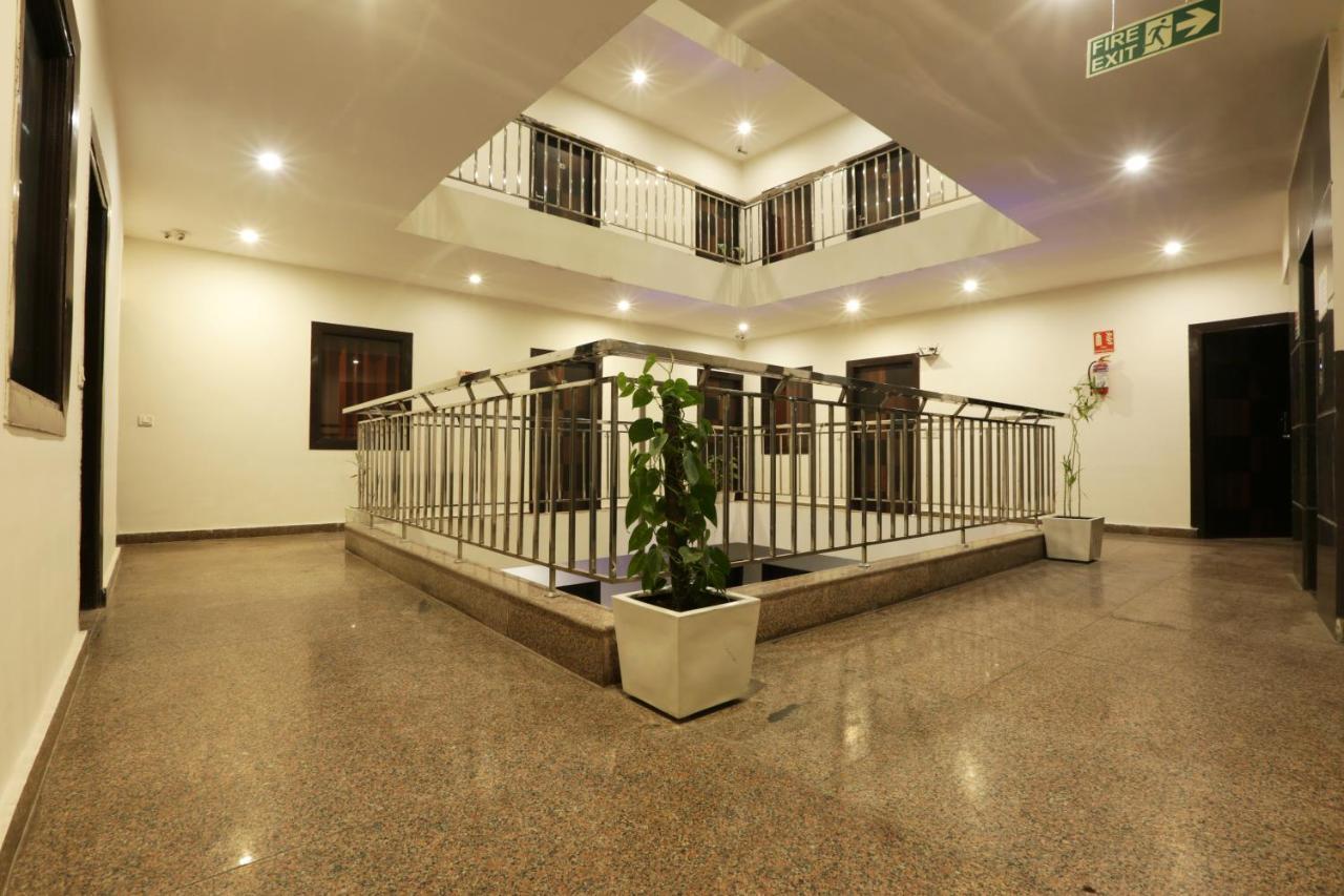 Emerald Park At Airport New Delhi
