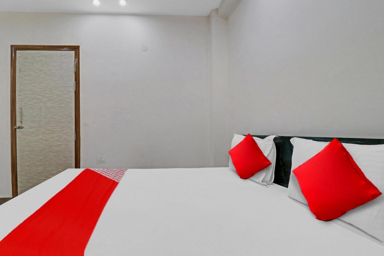 Flagship Park Avenue Casa Near Chhatarpur Metro Station Hotel New Delhi