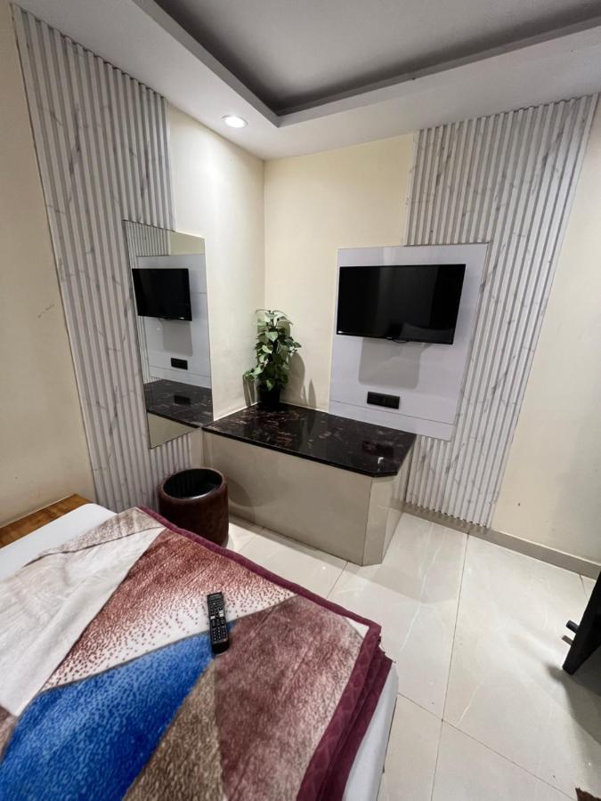 Casa de hóspedes Mahalaxmi Deluxe Nova Deli