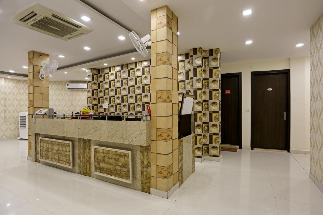 Oyo Asko International Near Gurudwara Shri Bangla Sahib 3*