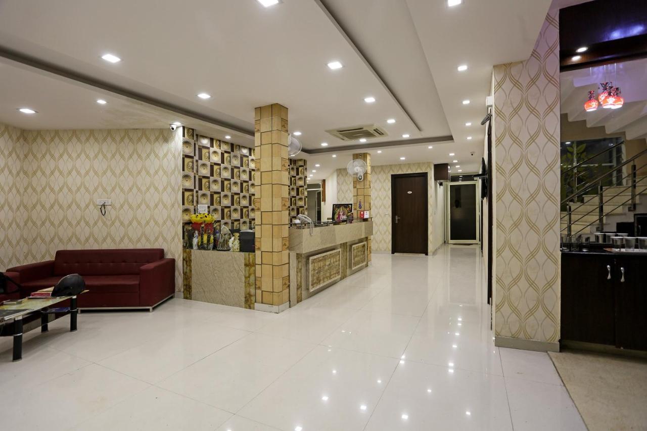 Hotel Oyo Asko International Near Gurudwara Shri Bangla Sahib Nova Deli