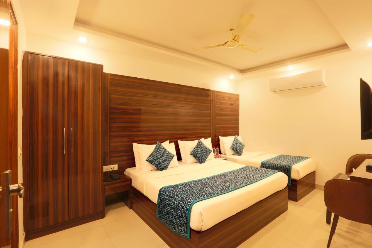Charming Chanakya Hotel
