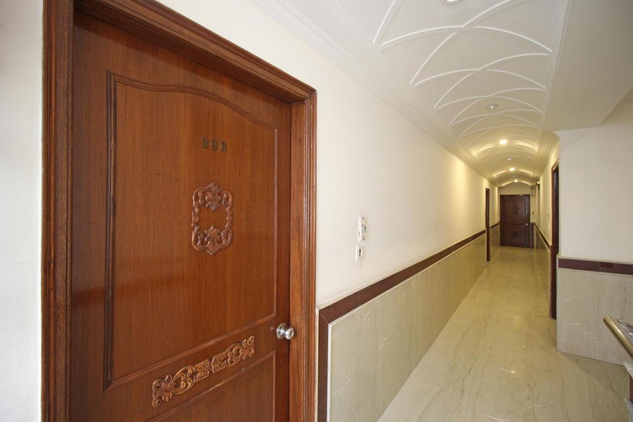 Oyo Galaxy Hotel 3*