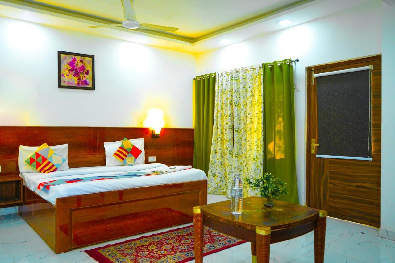 Guest house South Ex Golden