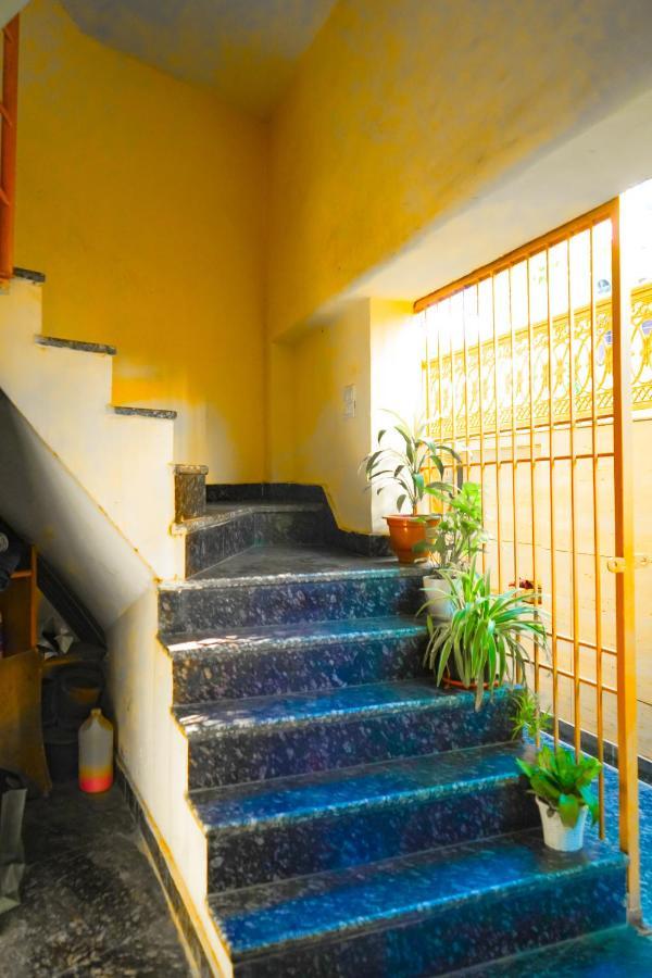Guest house South Ex Golden New Delhi