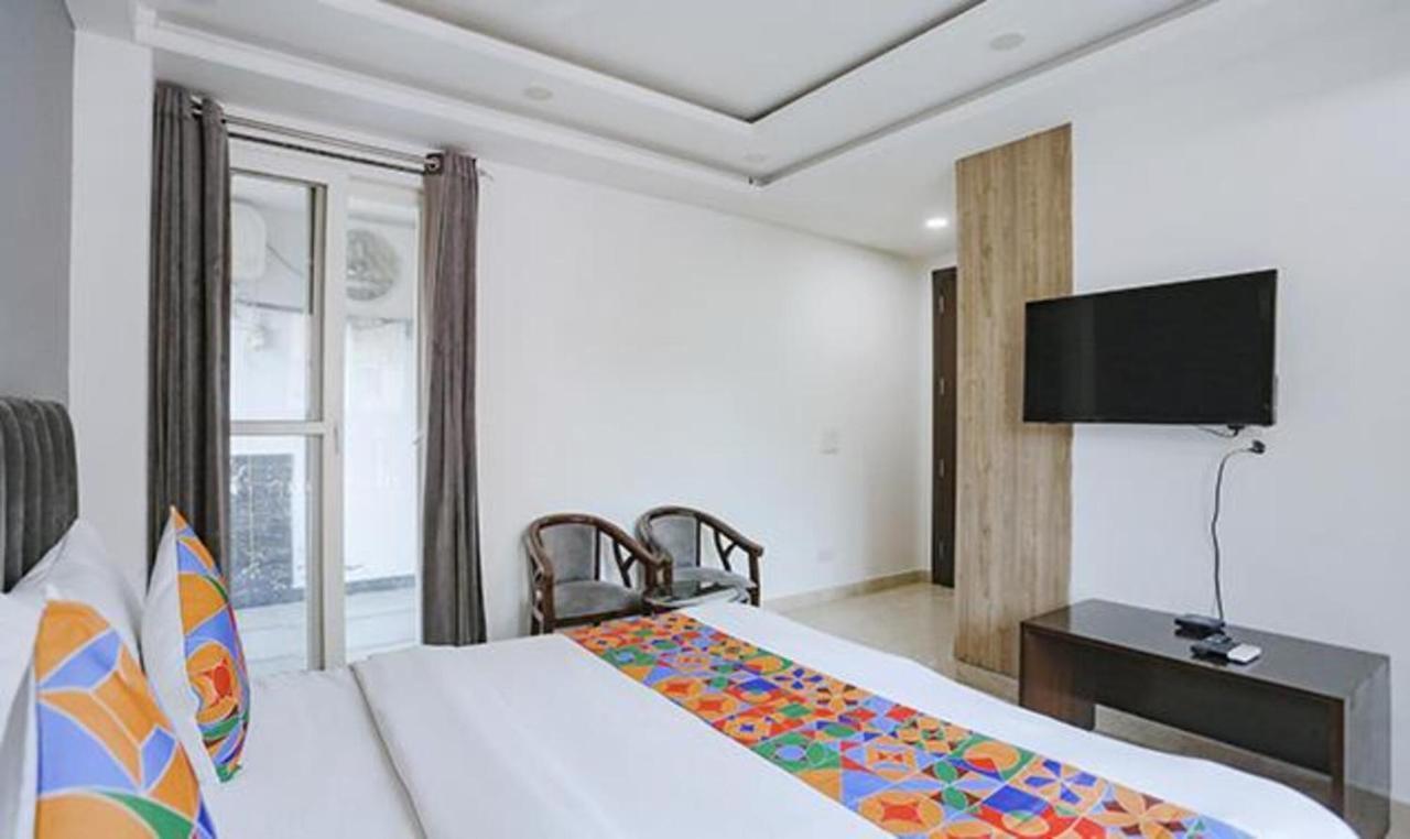 Hotel Fabexpress Dream Living New Delhi