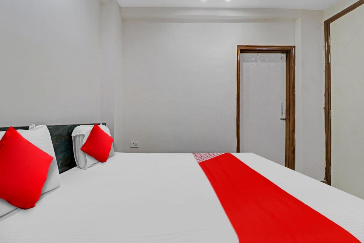 Flagship Park Avenue Casa Near Chhatarpur Metro Station 3* New Delhi