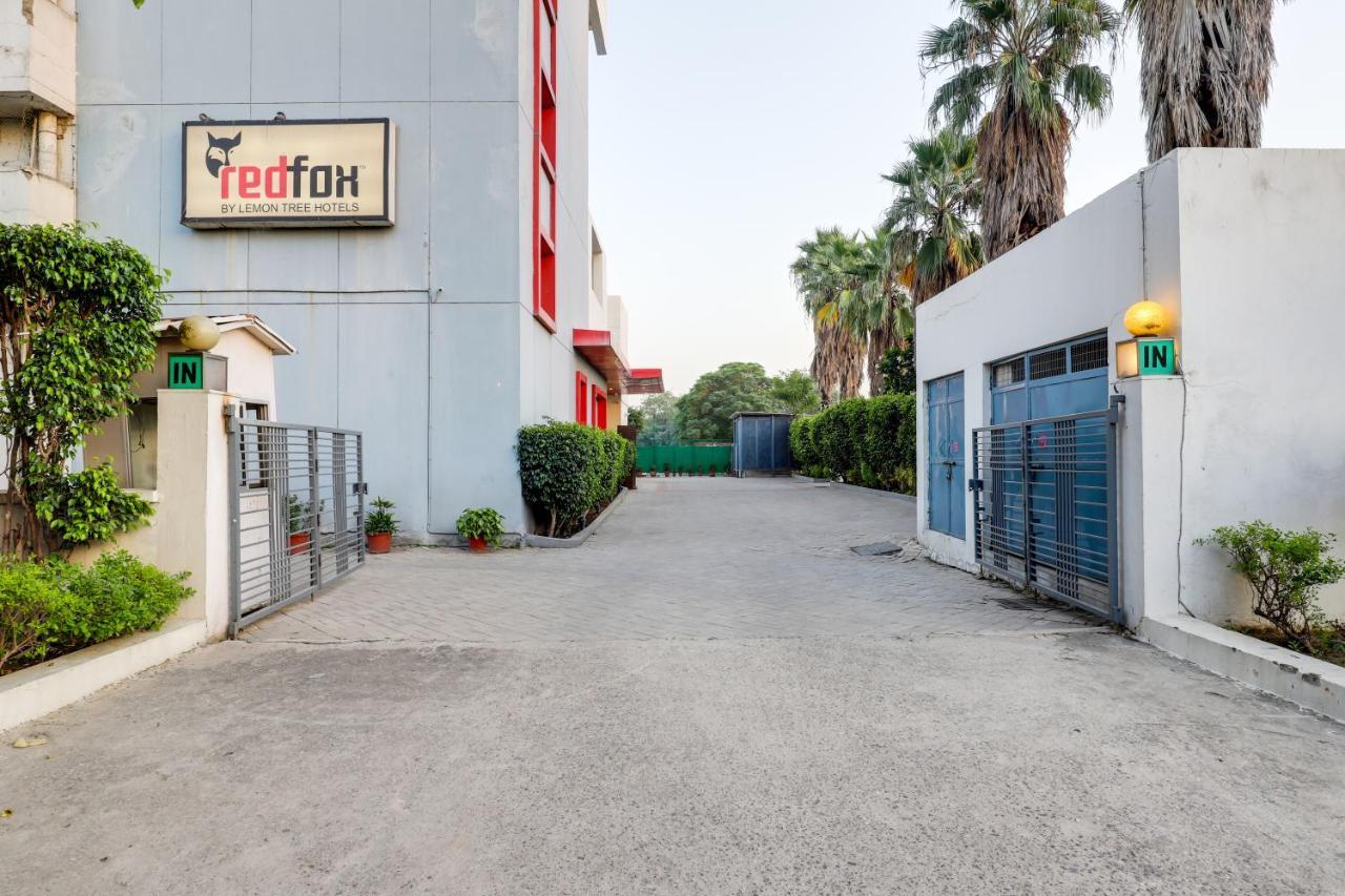 Red Fox By Lemon Tree Hotels, East Hotel