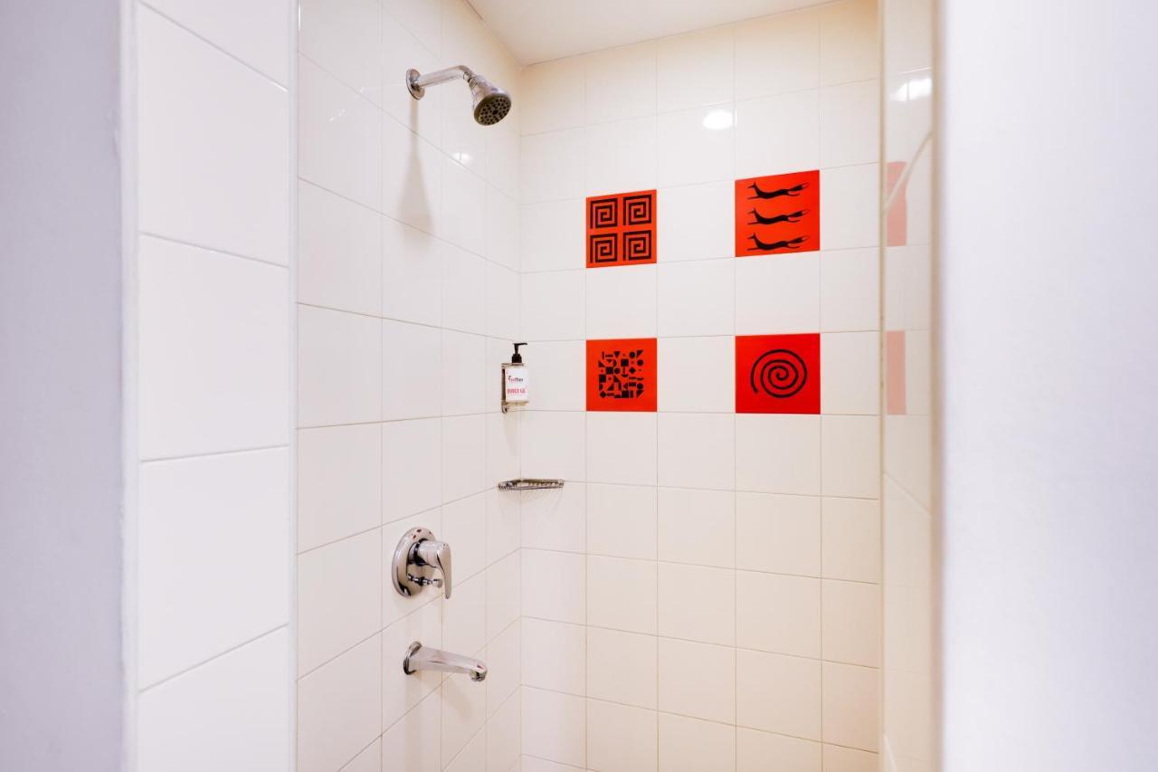 Red Fox By Lemon Tree Hotels, East Hotel 3*