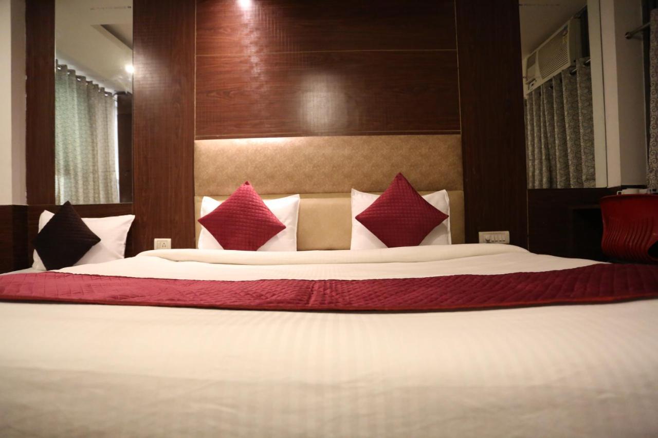 Grand Urban Luxury Near Delhi Airport