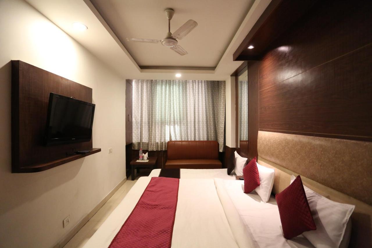 Grand Urban Luxury Near Delhi Airport