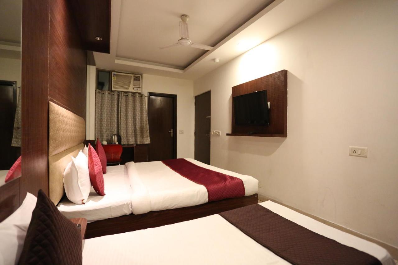 Hotel Grand Urban Luxury Near Delhi Airport