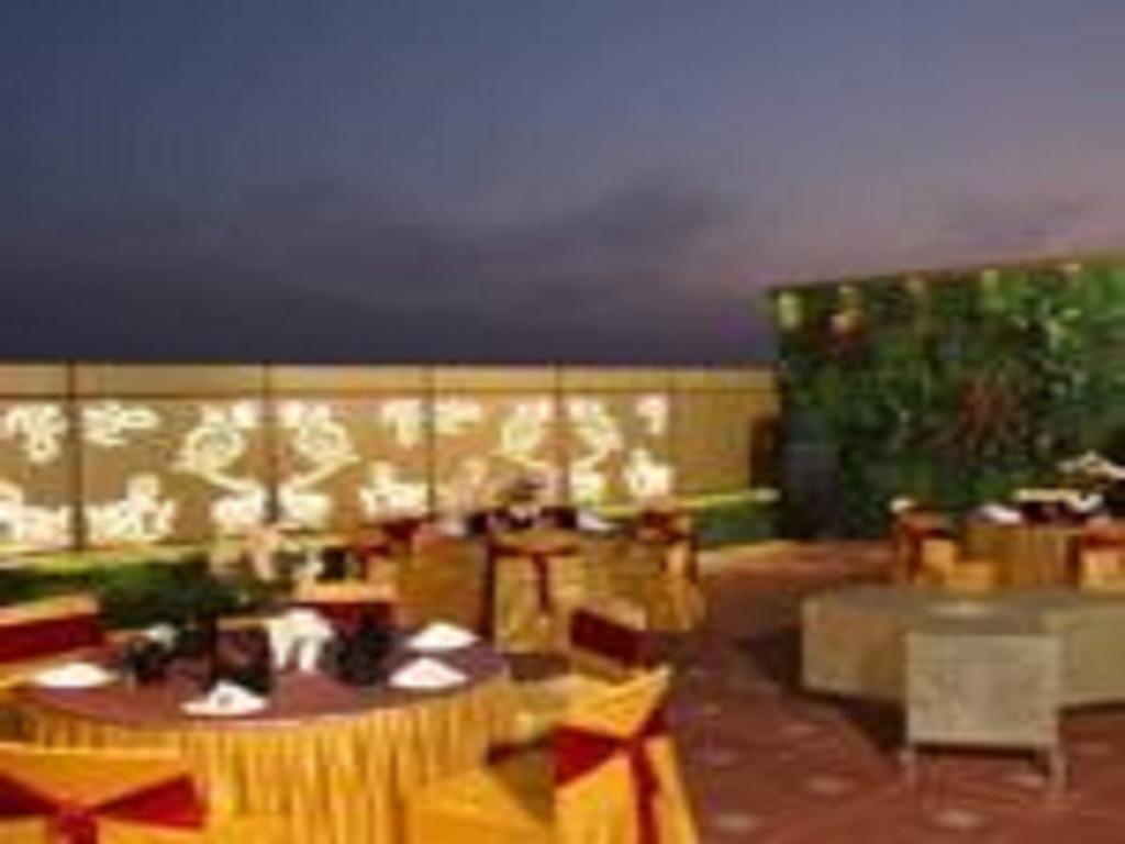 Jrd Exotica-business 3* New Delhi