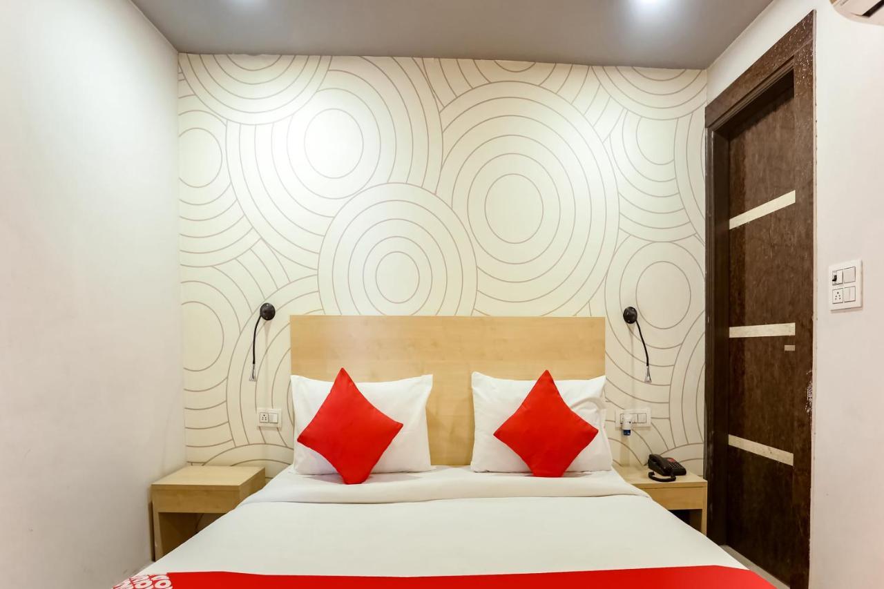 Hotel Flagship Royal Near Shahdara Metro Station 3*