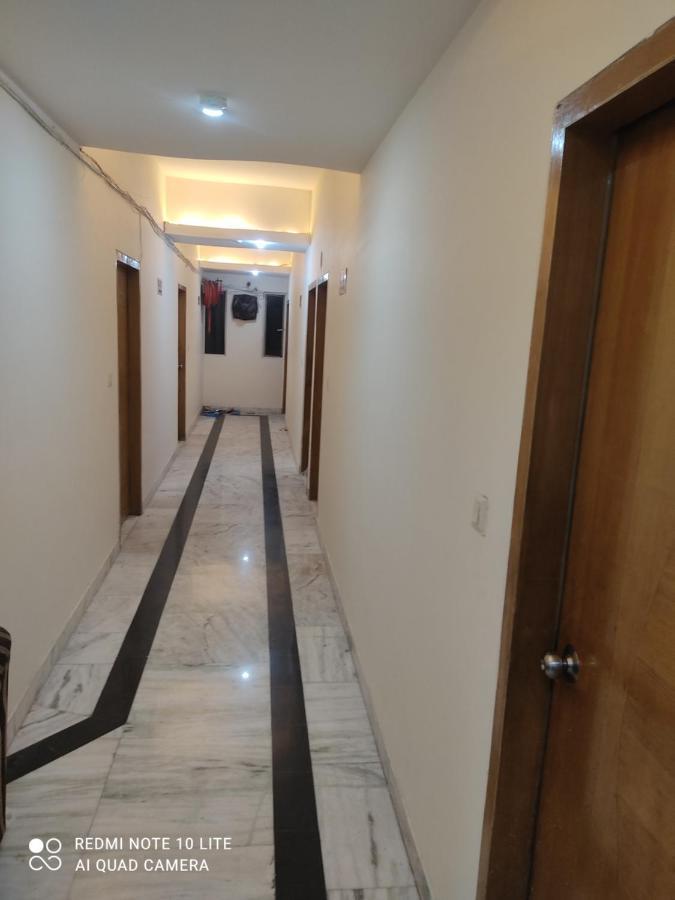Crown Continental Hotel New Delhi