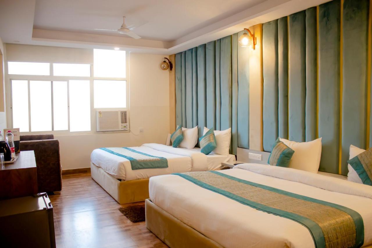 Airport Delhi International Airport Hotel 4*