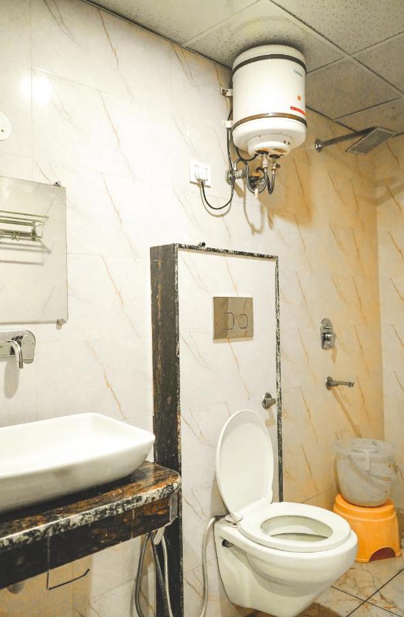 Hotel O Tez Plaza 4*
