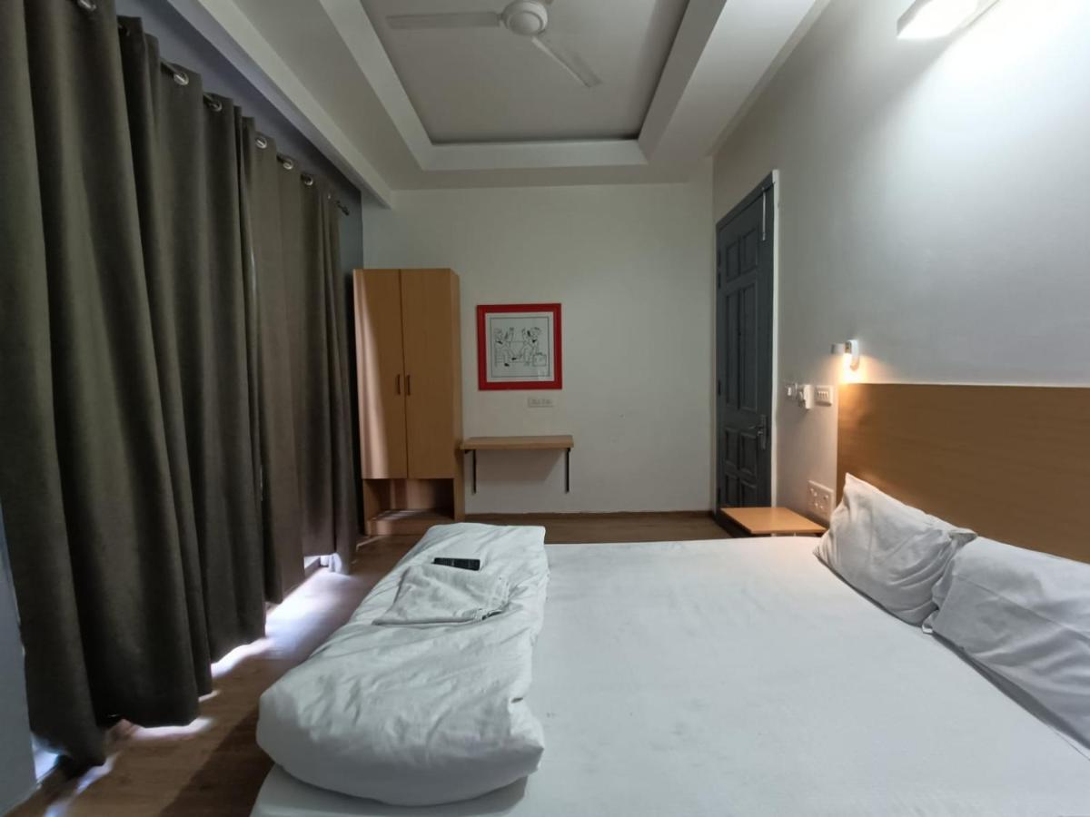 Fabhotel Sky Land Delhi (National Capital Territory of India)