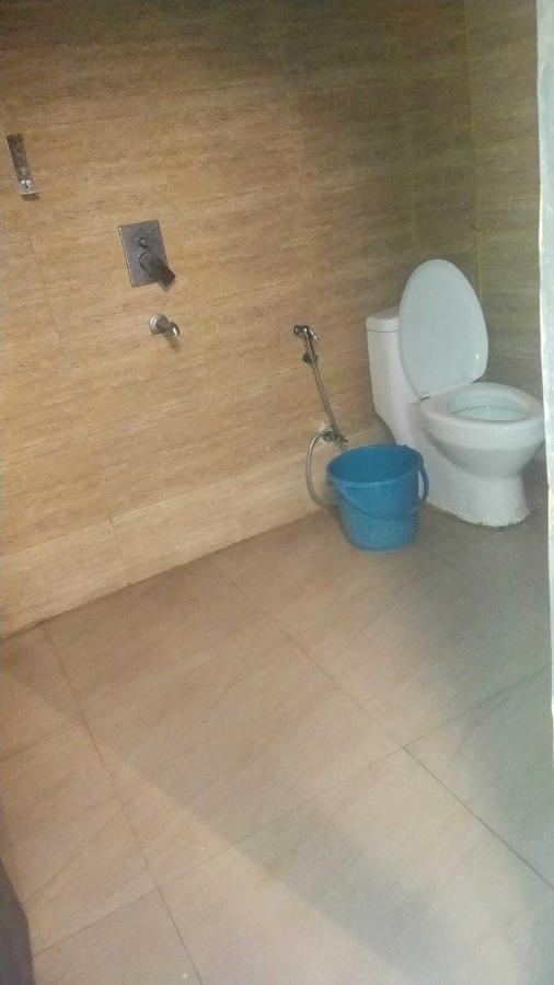 O Kl Khari Near Ashoka Park Mein Metro 3* New Delhi