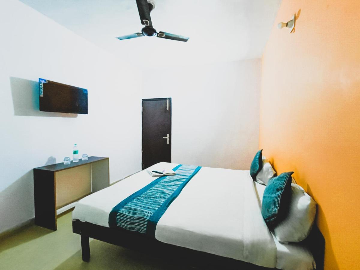 Lisa Homes - Dwarka Near Ramphal Chowk Hotel