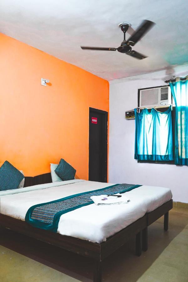 Hotel Lisa Homes - Dwarka Near Ramphal Chowk 3*