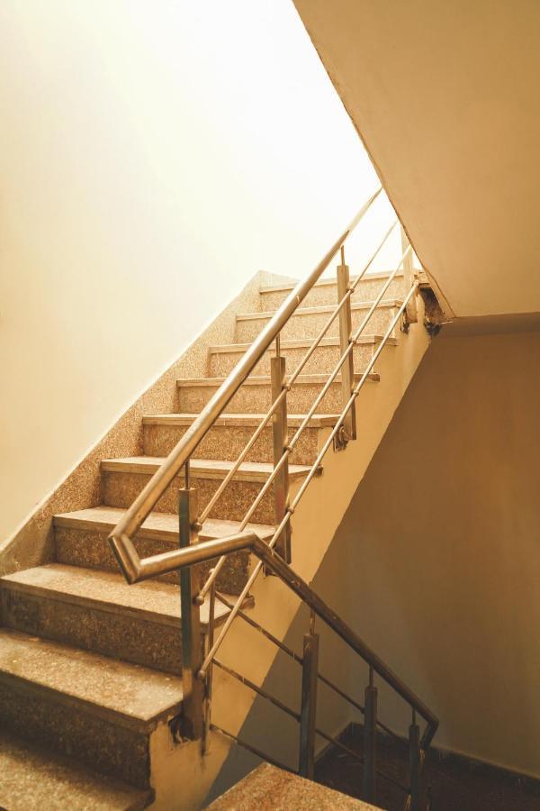 Lisa Homes - Dwarka Near Ramphal Chowk Hotel New Delhi