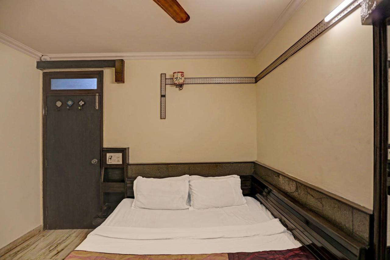 Fabstays-cottage Crown Plaza *