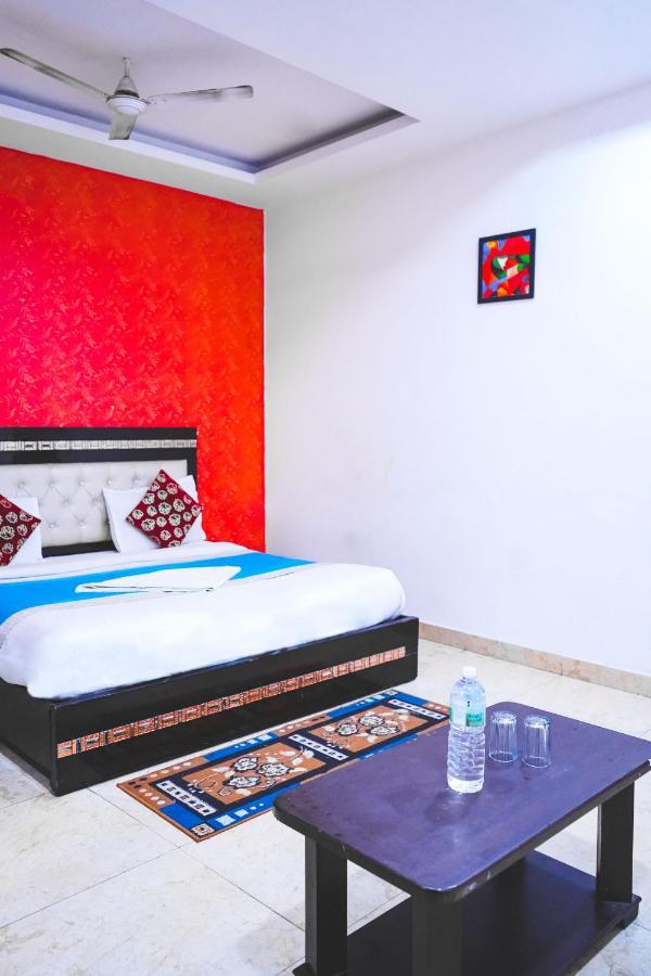 Ashok Palace - Mahipalpur Near Aerocity Hotel 3*