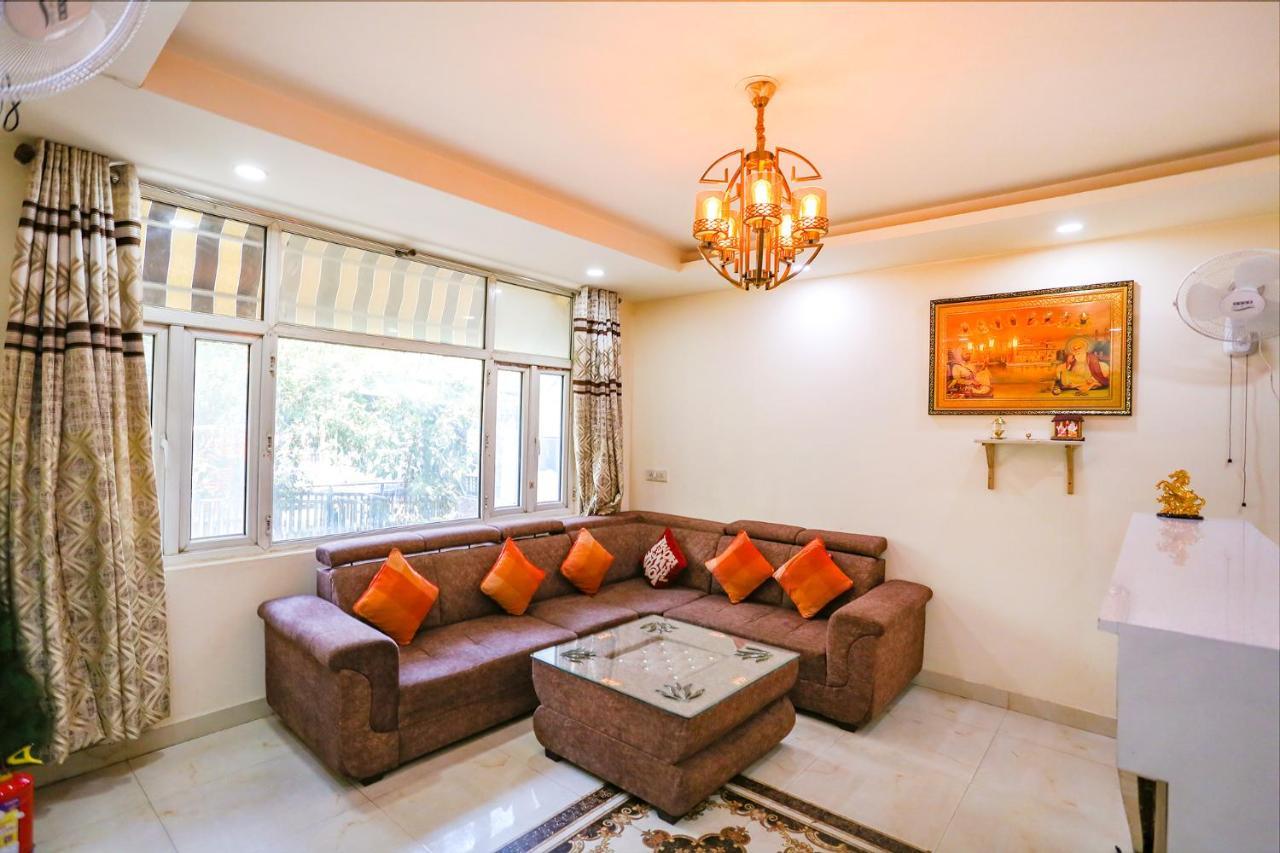 Fabhotel Jpm The Grand Bella - Nr Nehru Place Market Hotel