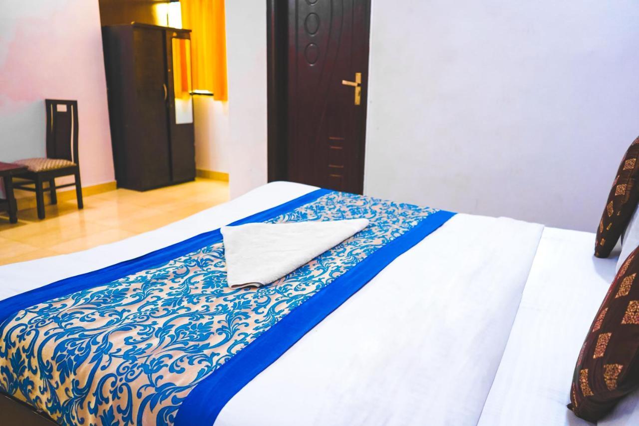 Hotel Ashok Palace - Mahipalpur Near Aerocity New Delhi