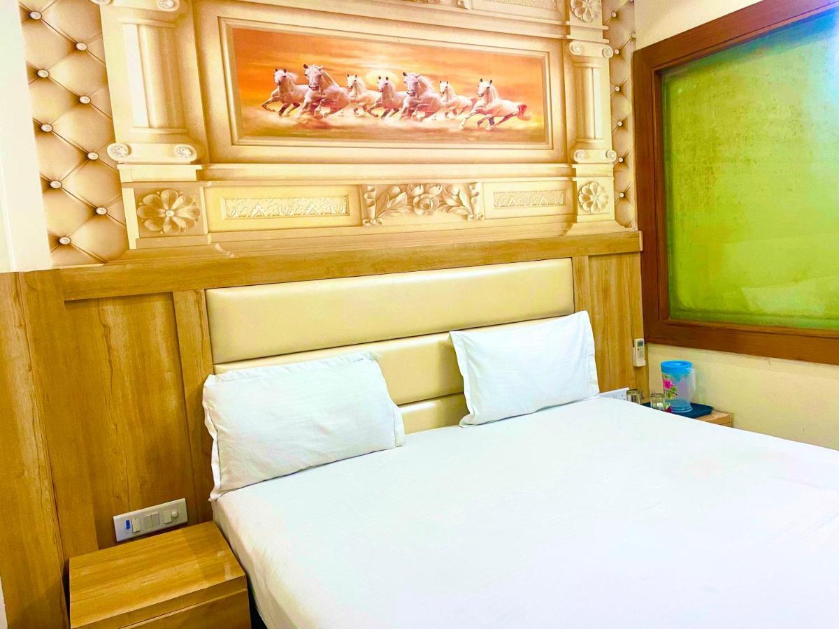 Hotel Aditya Near Railway Station Main Bazar 3*