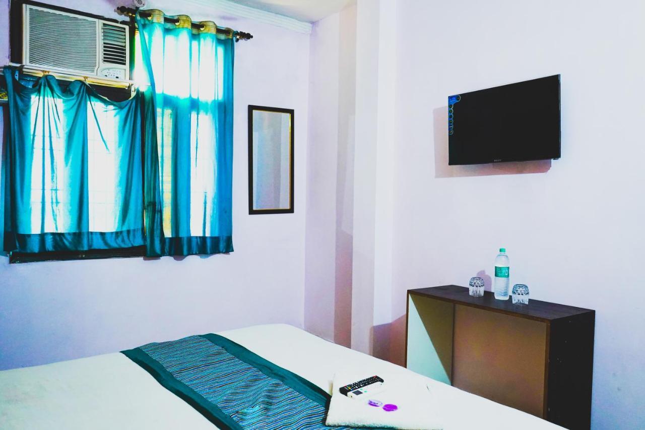 Lisa Homes - Dwarka Near Ramphal Chowk 3*