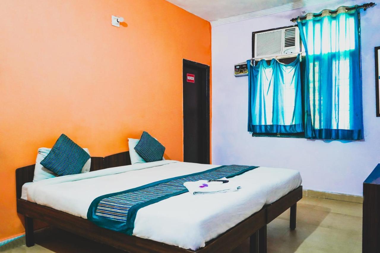 Lisa Homes - Dwarka Near Ramphal Chowk New Delhi