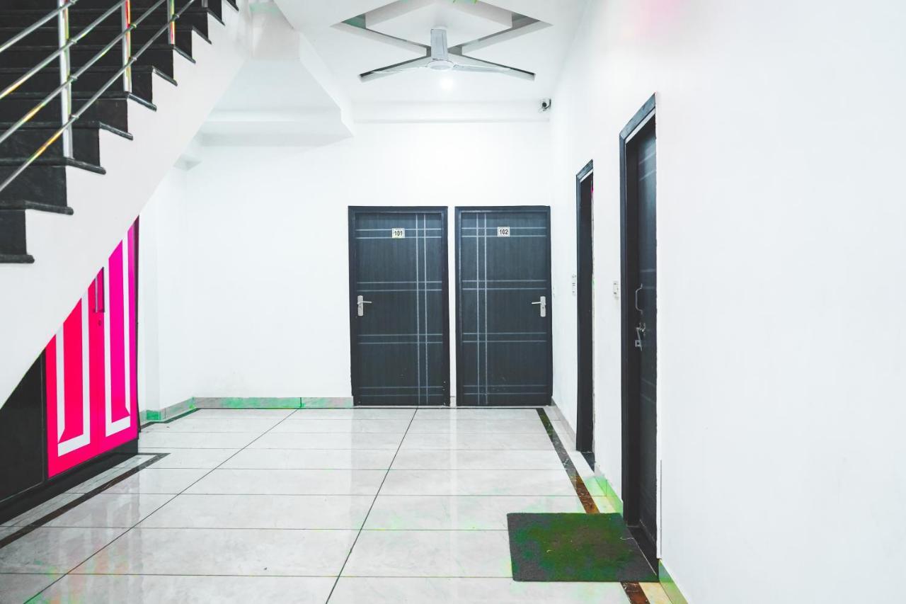 Hotel O Tez Plaza 4*