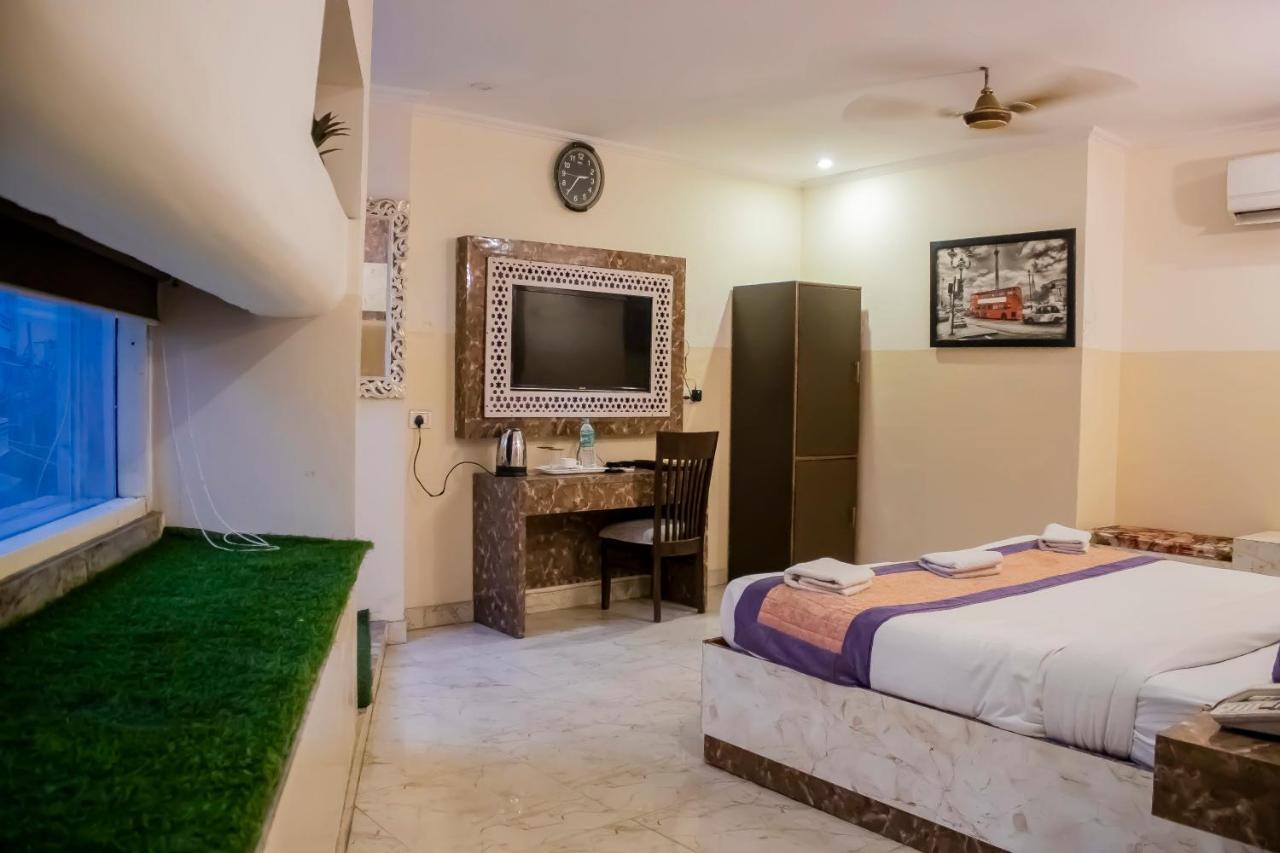 Hotel Airport Delhi International Airport 4*