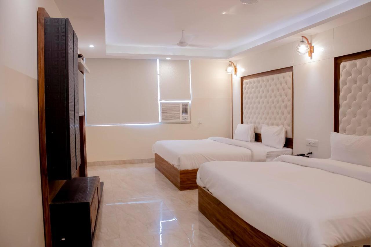 Airport Delhi International Airport Hotel 4*