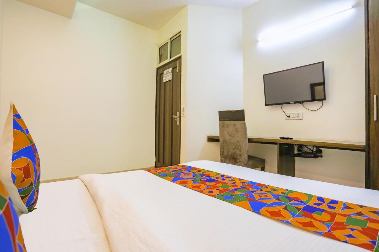 Hotel Fabhotel Jpm The Grand Bella - Nr Nehru Place Market 3*